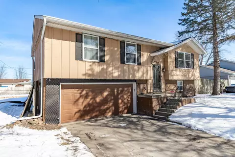 710 Apache Ln, Lowell, IN 46356 photo 2