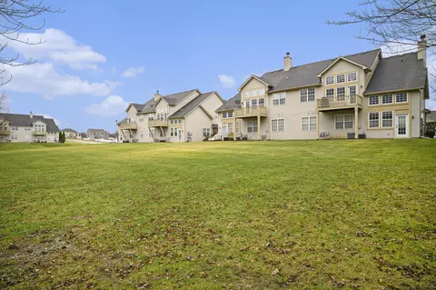 Exterior - 8011 Knickerbocker Pl, Dyer, IN 46311 photo 6 of 6