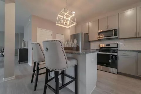 Kitchen - 3010 E 105th Ave, Crown Point, IN 46307 photo 4 of 5