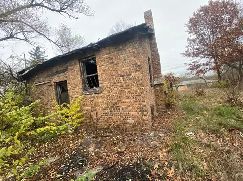 933 E Ridge Rd, Gary, IN 46409 photo 2