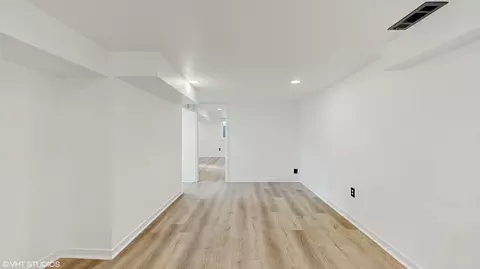 4333 E 11th Pl, Gary, IN 46403 photo 17
