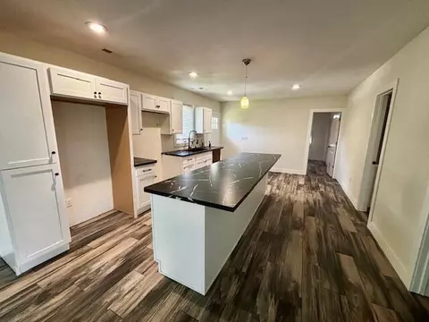 416 E Main St, Brook, IN 47922 photo 8