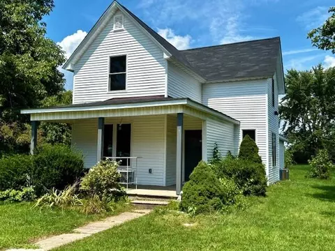 416 E Main St, Brook, IN 47922 photo 1