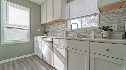 Kitchen - 5329 W 4th Pl, Gary, IN 46406 photo 4 of 5