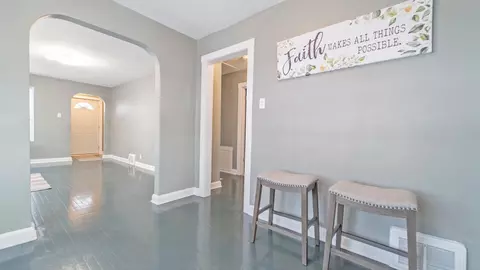 Entry Way - 5329 W 4th Pl, Gary, IN 46406 photo 2 of 3