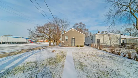 Exterior - 5329 W 4th Pl, Gary, IN 46406 photo 2 of 3