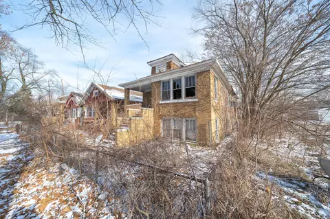1069 Polk St, Gary, IN 46402 photo 2
