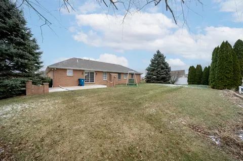 7739 E 106th Ave, Crown Point, IN 46307 photo 2