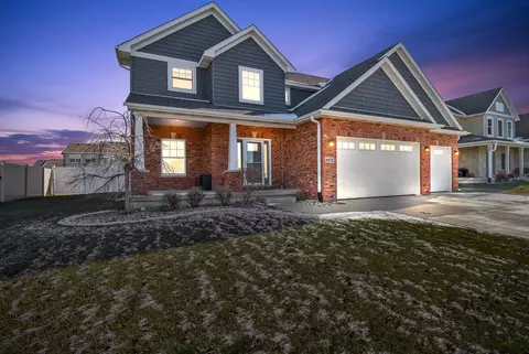 9821 Meadowrose Ln, Saint John, IN 46373 photo 1