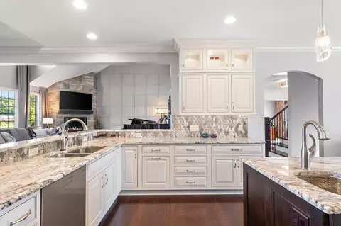 Kitchen - 1420 Ryder Rd, Chesterton, IN 46304 photo 3 of 10