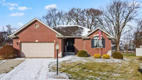 2611 Seberger Dr, Highland, IN 46322