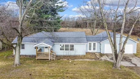 4100 E 200, Knox, IN 46534 photo 1