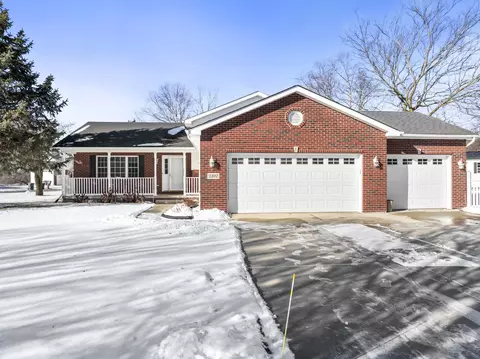 11890 Heron Lake Rd, Saint John, IN 46373