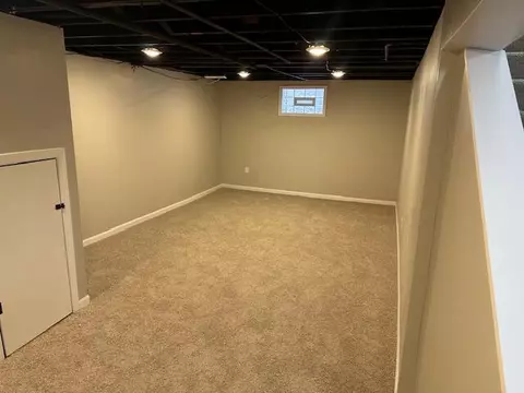 7209 Mclaughlin Ave, Hammond, IN 46324 photo 5