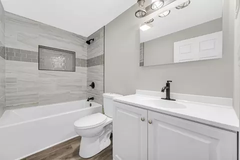 Bath - 1172 Ralston St, Gary, IN 46406 photo 1 of 1