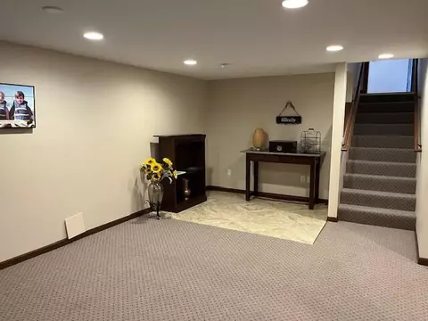 740 Clover Ln, Crown Point, IN 46307 photo 28