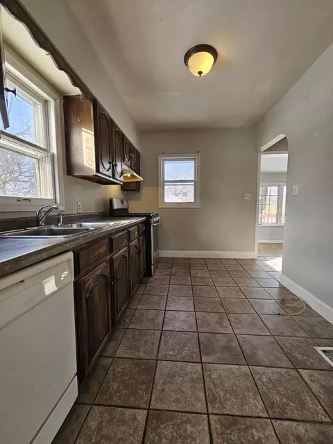 1502 N Colfax St, Griffith, IN 46319 photo 7
