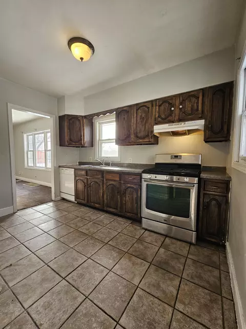 1502 N Colfax St, Griffith, IN 46319 photo 8