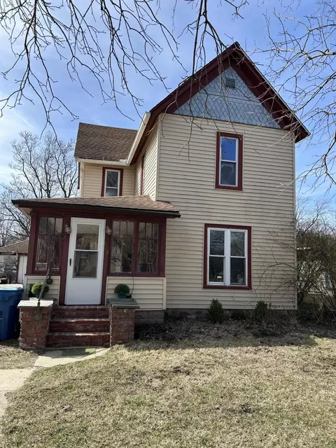 310 S Ohio St, Remington, IN 47977