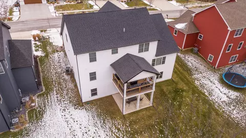 1847 Louis Dr, Crown Point, IN 46307 photo 10
