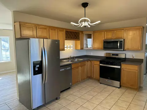 738 Apache Ln, Lowell, IN 46356 photo 12