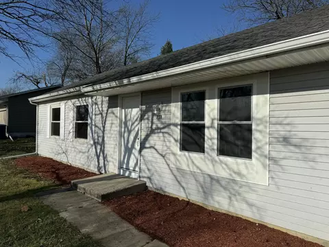 738 Apache Ln, Lowell, IN 46356 photo 22