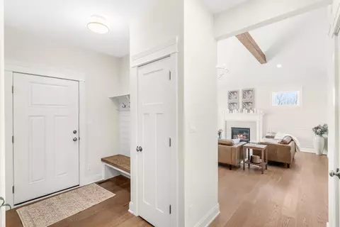 Entry Way - 1540 Brackenbury Ln, Crown Point, IN 46307 photo 2 of 3