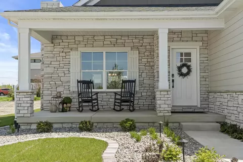 Exterior - 1540 Brackenbury Ln, Crown Point, IN 46307 photo 2 of 3
