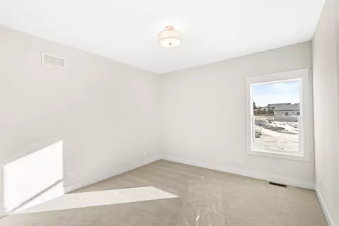 Bedroom - 1540 Brackenbury Ln, Crown Point, IN 46307 photo 2 of 3