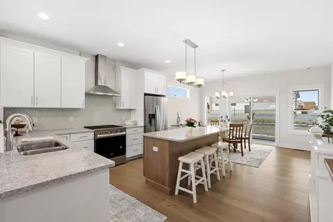 Kitchen - 1540 Brackenbury Ln, Crown Point, IN 46307 photo 1 of 3