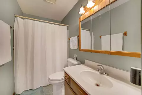 9605 Middlesex Rd, De Motte, IN 46310 photo 14
