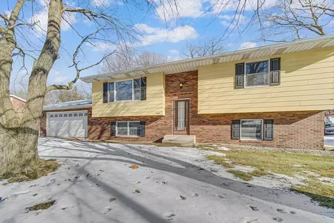 9605 Middlesex Rd, De Motte, IN 46310 photo 1