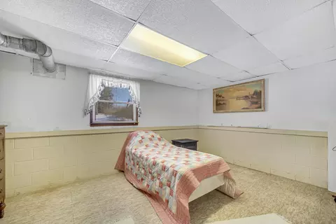 9605 Middlesex Rd, De Motte, IN 46310 photo 17