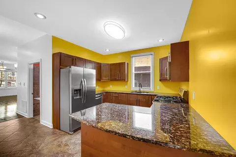 2033 Davidson Pl, Whiting, IN 46394 photo 14