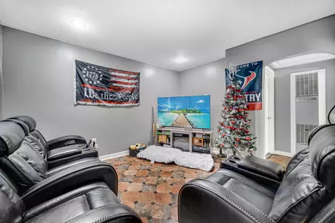 2033 Davidson Pl, Whiting, IN 46394 photo 27