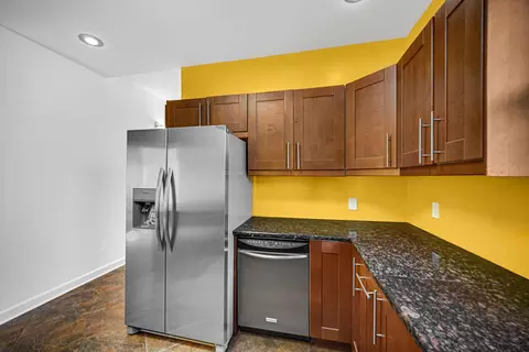 2033 Davidson Pl, Whiting, IN 46394 photo 16