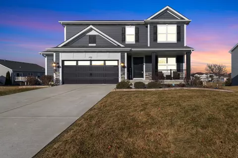13496 Edgewood Ct, Dyer, IN 46311 photo 2