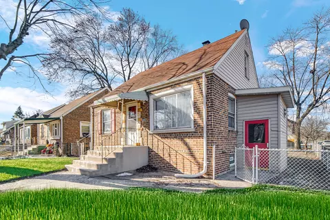 6704 Osborn Ave, Hammond, IN 46323