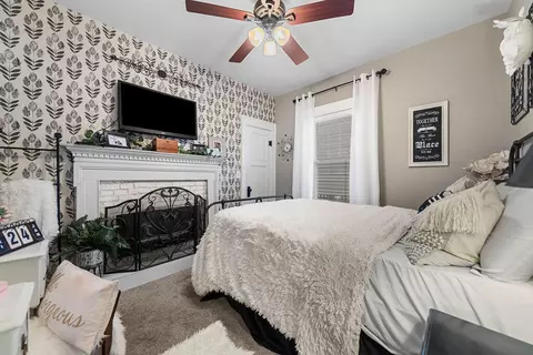 Bedroom - 518 E North St, Crown Point, IN 46307 photo 2 of 2