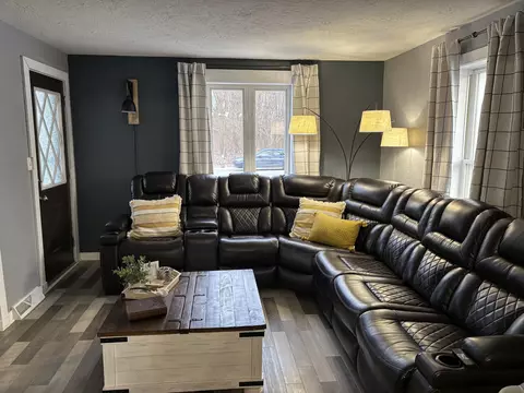 Living - 1405 S Roosevelt Rd, Knox, IN 46534 photo 1 of 1