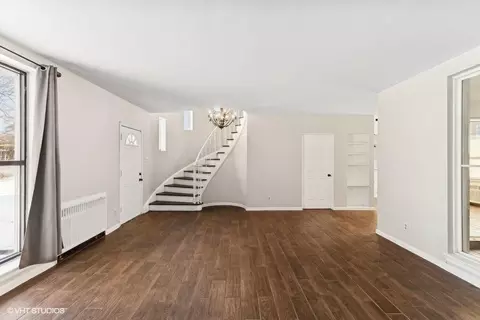 Living - 141 Morningside Ave, Gary, IN 46408 photo 3 of 5