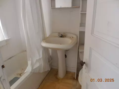1184 Wilson St, Gary, IN 46404 photo 18