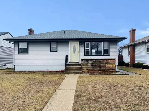 5532 Reading Ave, East Chicago, IN 46312