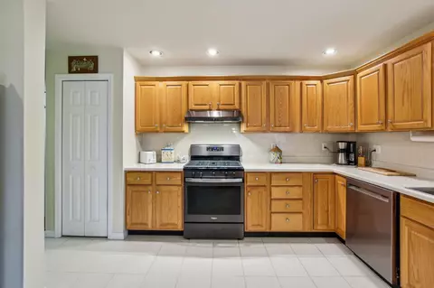 924 Cornwallis Ln, Munster, IN 46321 photo 14