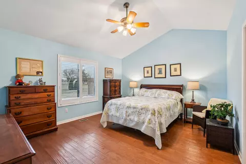 924 Cornwallis Ln, Munster, IN 46321 photo 15