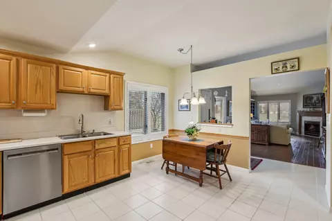 924 Cornwallis Ln, Munster, IN 46321 photo 9