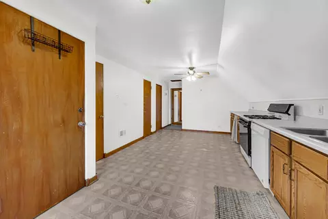 Entry Way - 2138 Stanton Ave, Whiting, IN 46394 photo 1 of 1