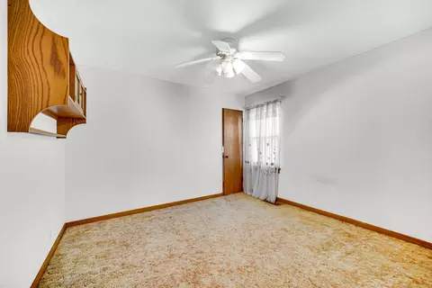 Bedroom - 2138 Stanton Ave, Whiting, IN 46394 photo 4 of 8