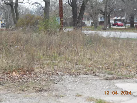 802 Pierce St, Gary, IN 46402 photo 1