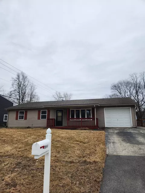 725 Devonshire Rd # -1, Valparaiso, IN 46385